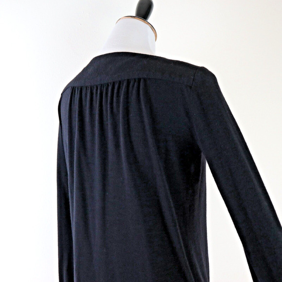 Theory Size S Wool Knit Keyhole Neck Draped Front Top Black - Picture 5 of 11